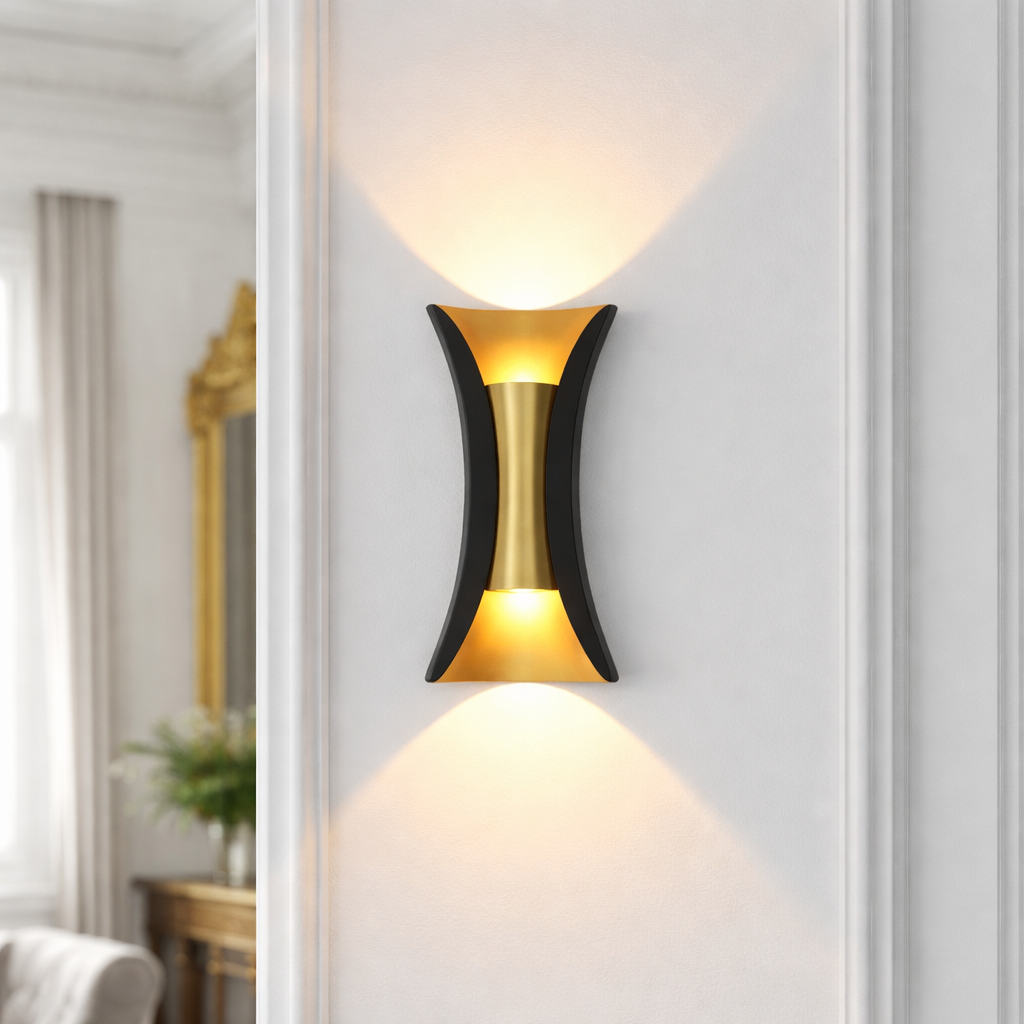 Curved Outdoor LED Wall Lamp – Modern Exterior Lighting