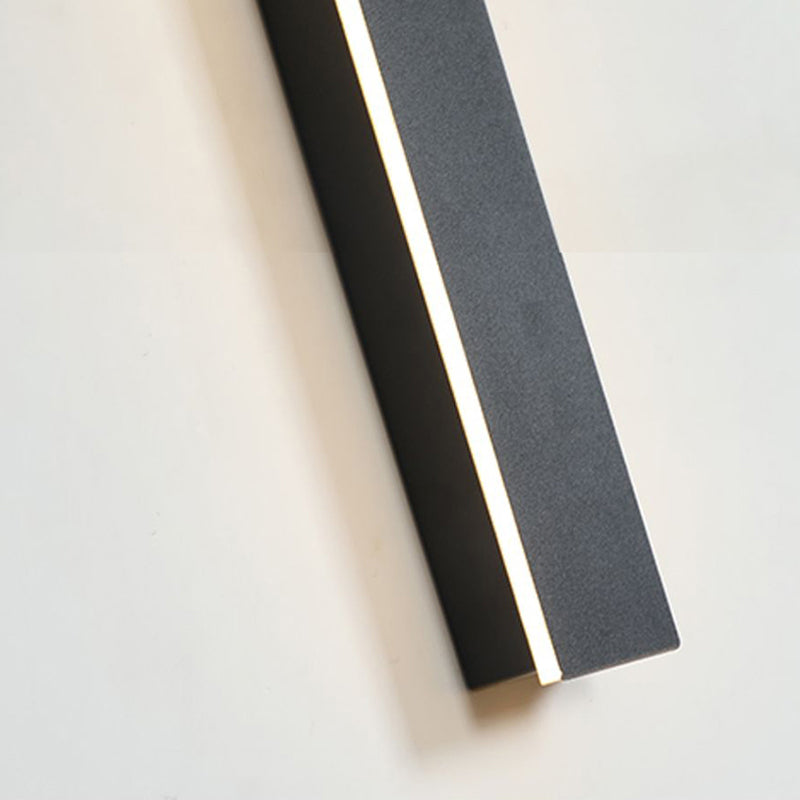 Linear Outdoor Wall Lamp, Metal & Acrylic, LED, IP65