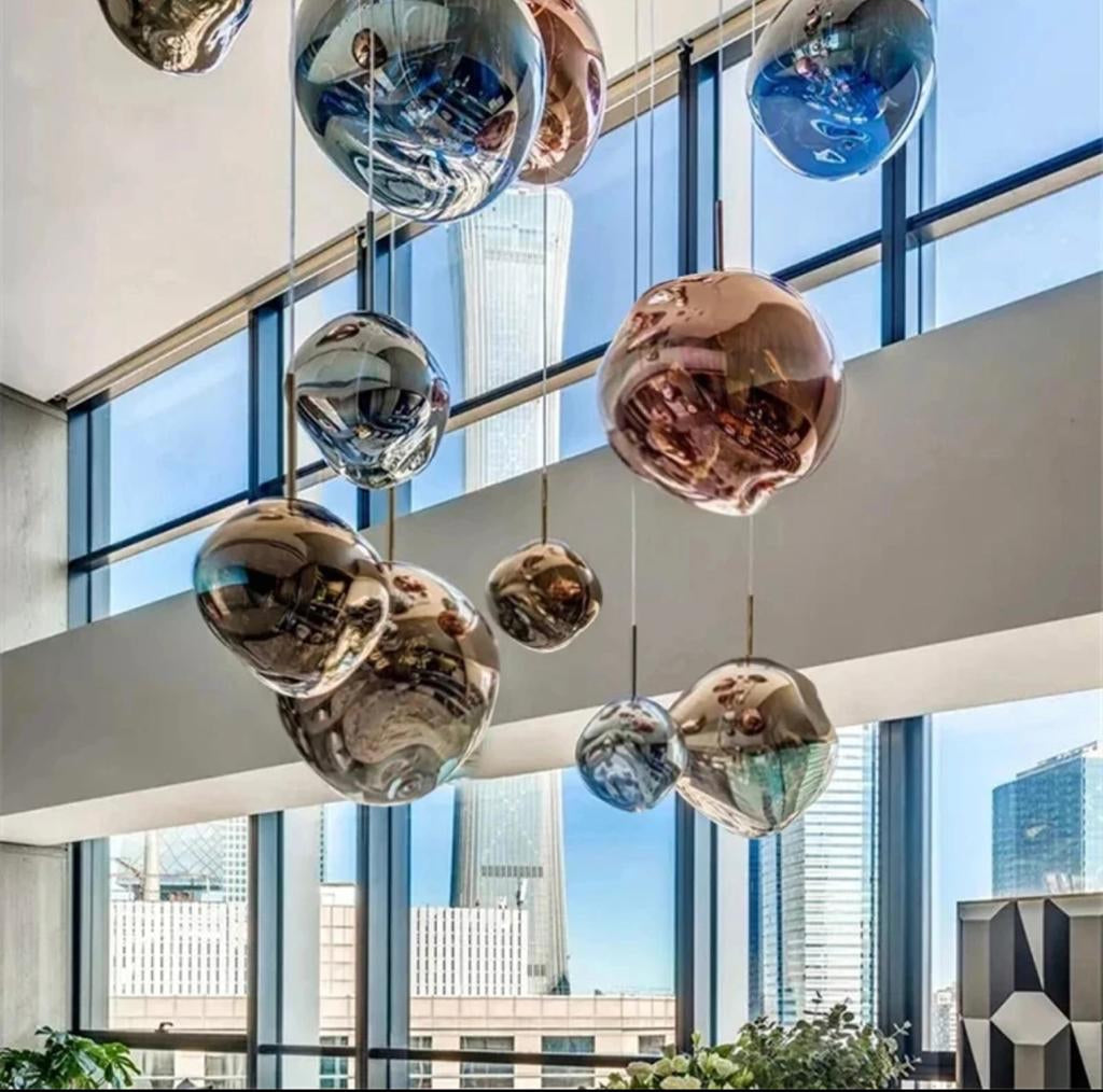 Macaron Deco Gold Pendant Light – Modern Sculptural Ceiling Lamp