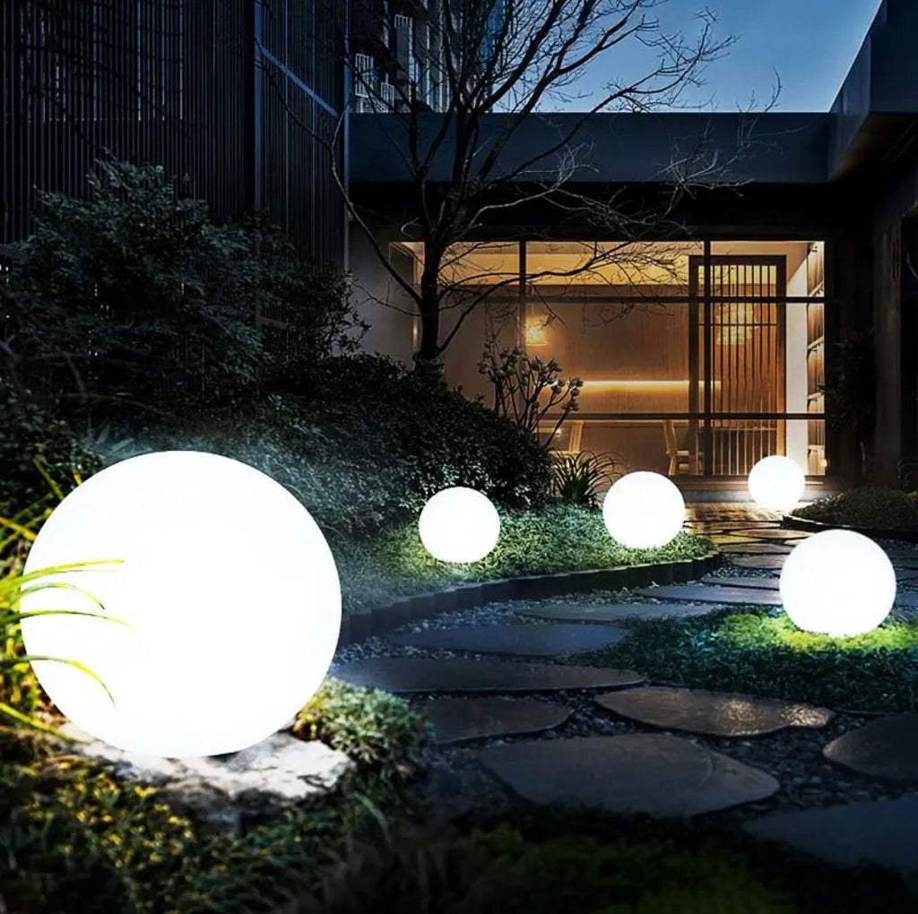 Outdoor LED Garden Globe Light – Modern Landscape Lighting
